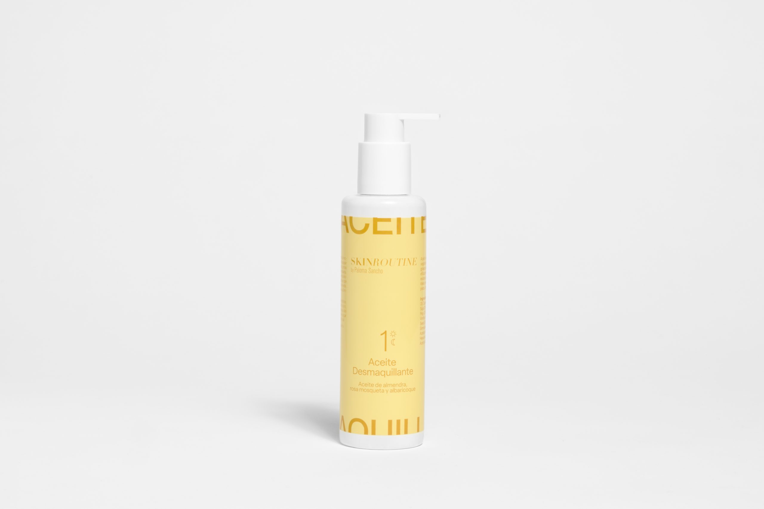 Así tiene que ser tu limpiador facial para eliminar bien la protección solar este verano